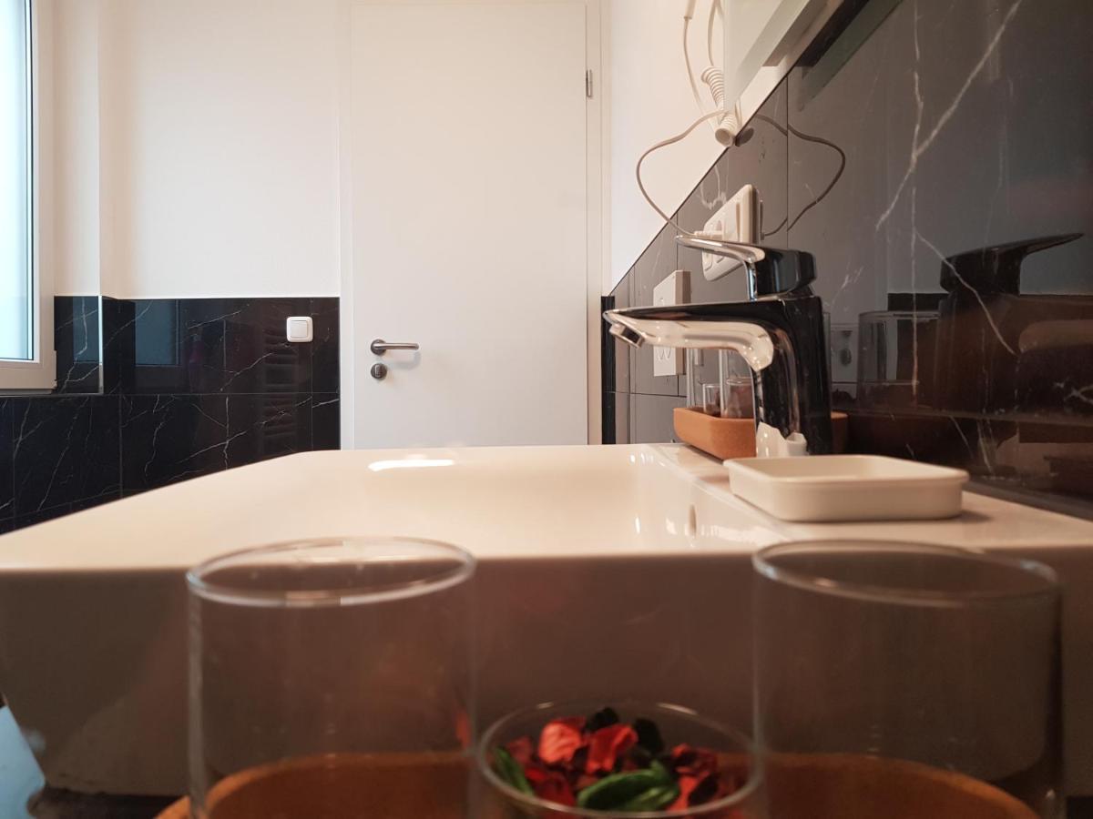 Hotel Emiliana Am Bahnhof Франкфурт-на-Майне Экстерьер фото